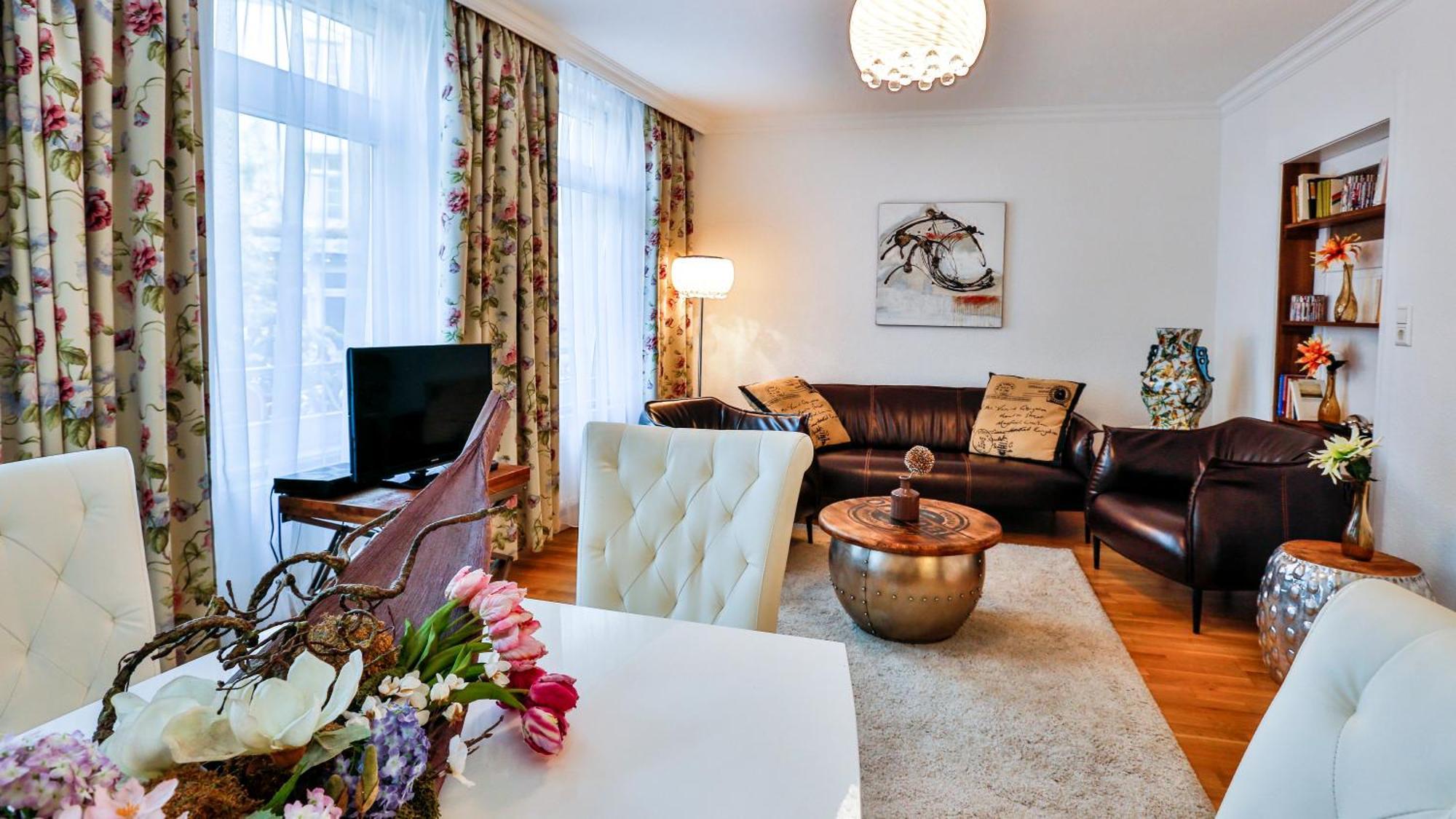 Hotel Laterne Baden-Baden Quarto foto